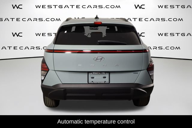 Used 2024 Hyundai Kona SEL AWD/4WD image 4