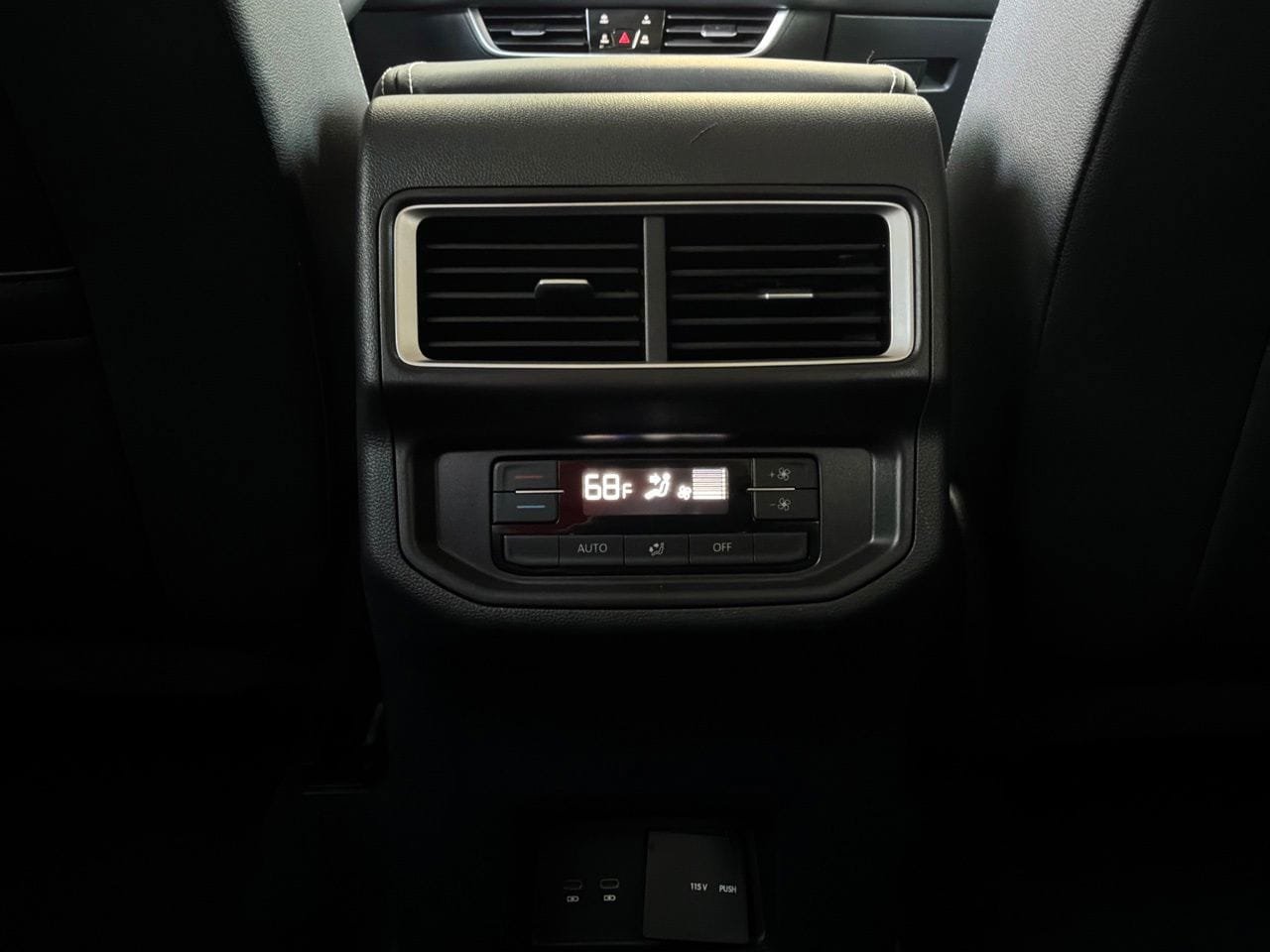 Used 2026 Volkswagen Atlas SE AWD/4WD image 17