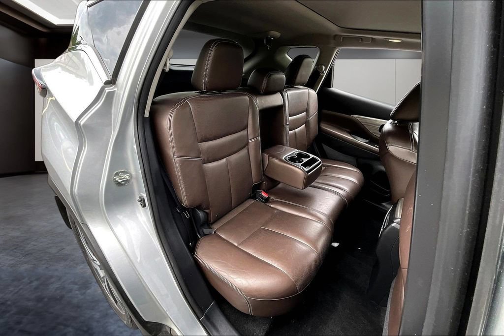 Used 2015 Nissan Murano Platinum w/ Platinum Technology Package AWD/4WD image 25