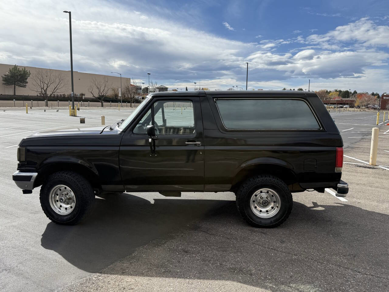 Used 1990 Ford Bronco image 10