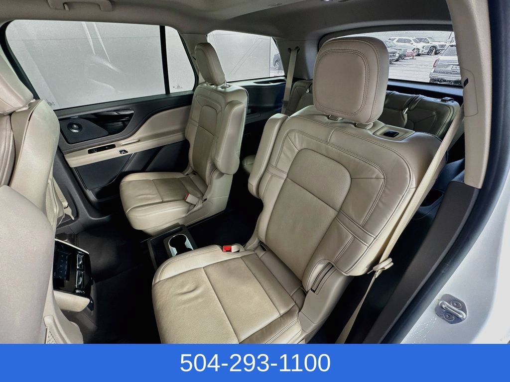 Used 2021 Lincoln Aviator Reserve w/ Equipment Group 201A RWD image 27
