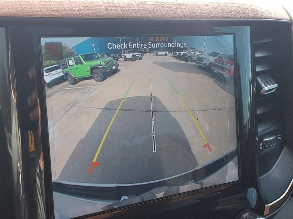 Used 2022 RAM 1500 Limited w/ Body Color Bumper Group AWD/4WD image 18
