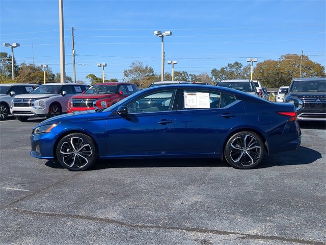 Used 2024 Nissan Altima 2.5 SR image 9