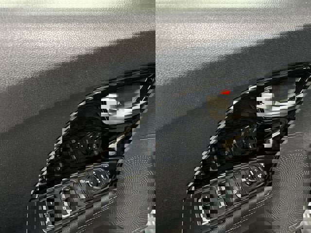 Used 2021 Kia Niro EX Premium image 24