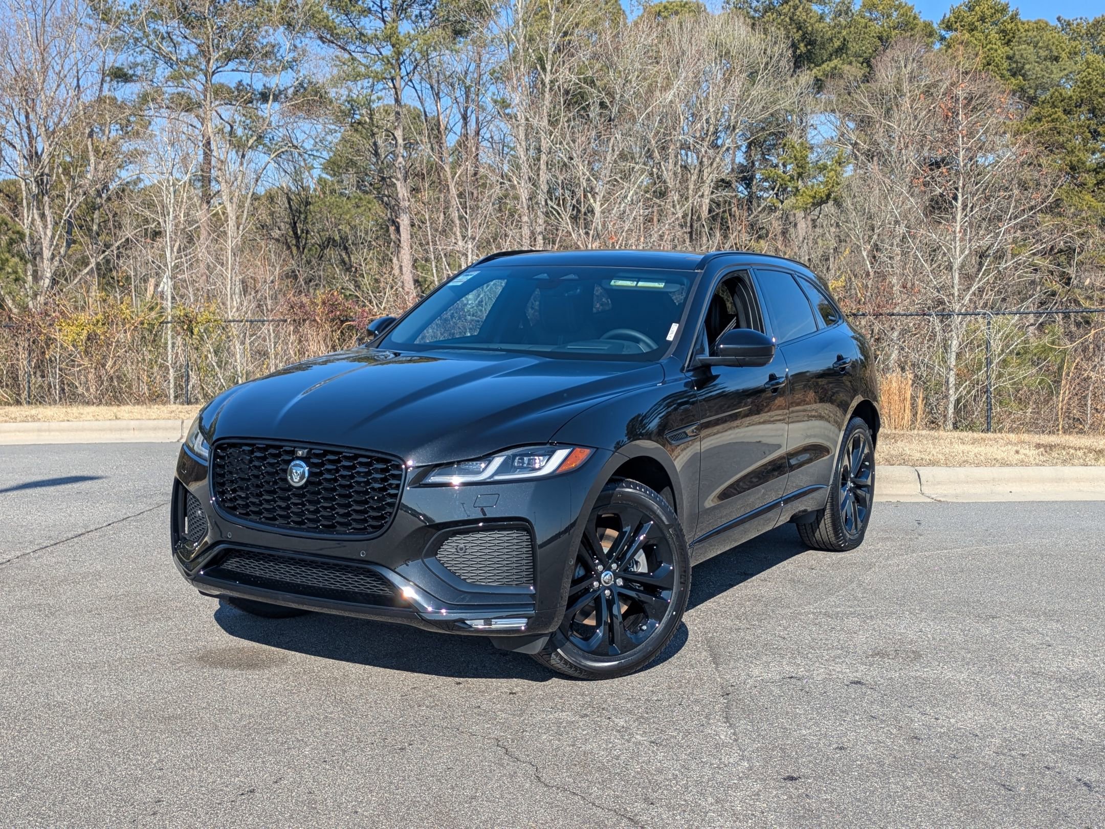 New 2026 Jaguar F-PACE R-Dynamic S image 1