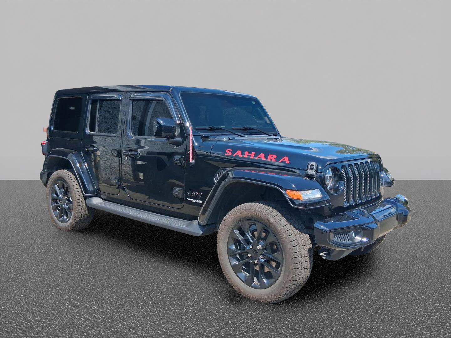 Used 2021 Jeep Wrangler Unlimited Sahara AWD/4WD image 2