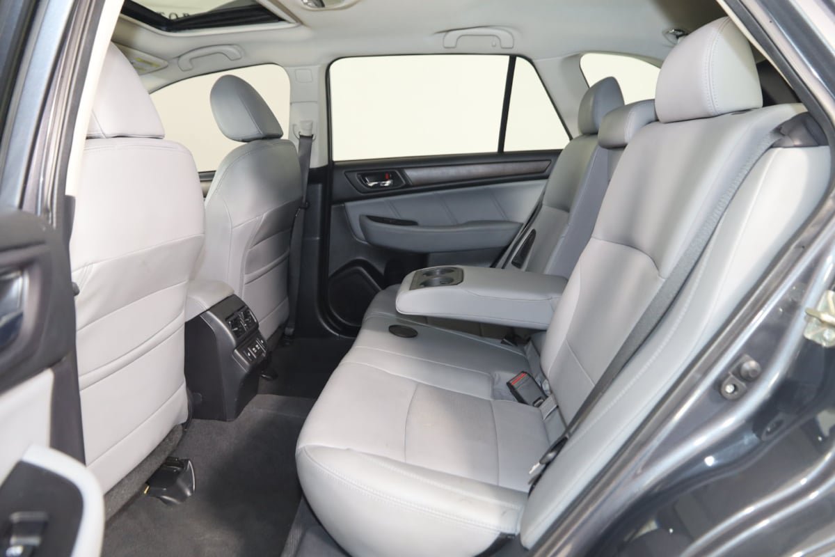 Used 2019 Subaru Outback 2.5i Limited AWD/4WD image 49