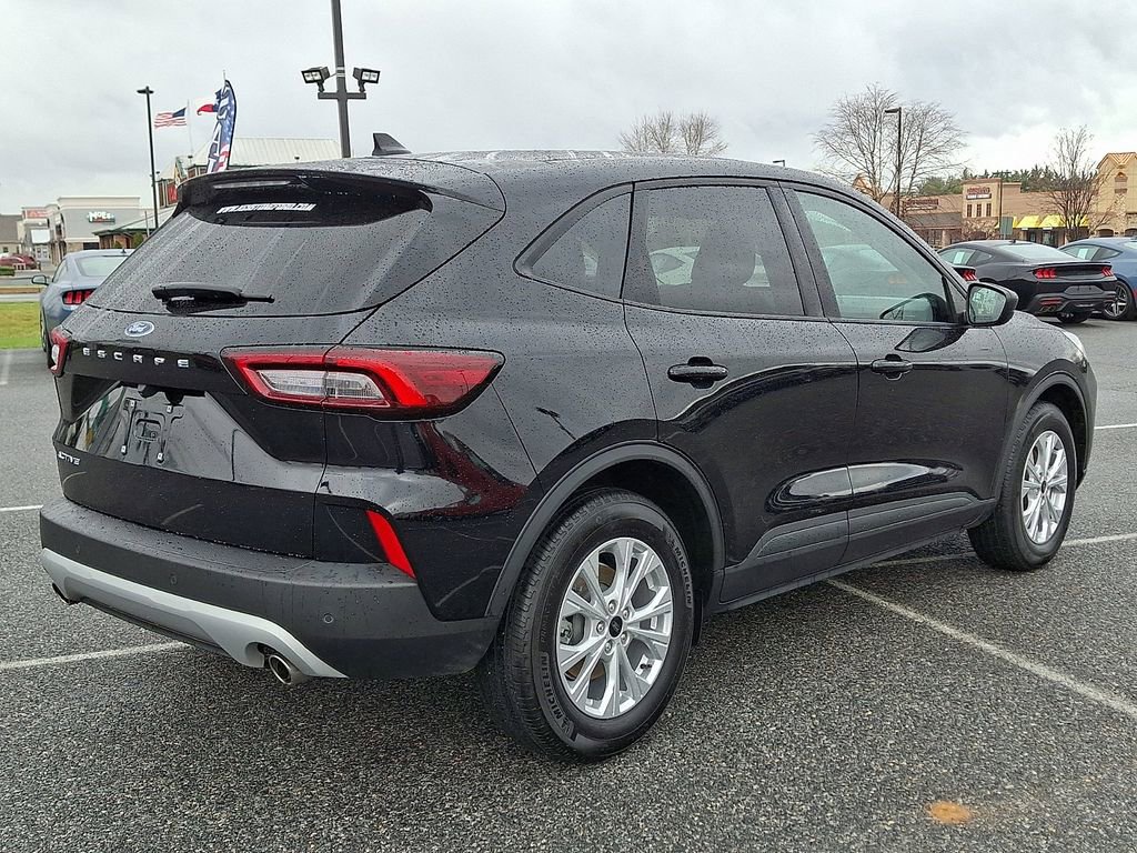 Certified 2025 Ford Escape Active w/ Tech Pack #1 image 6