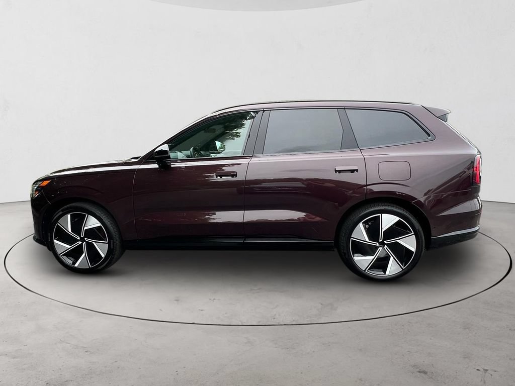 Certified 2025 Volvo EX90 Ultra AWD/4WD image 2