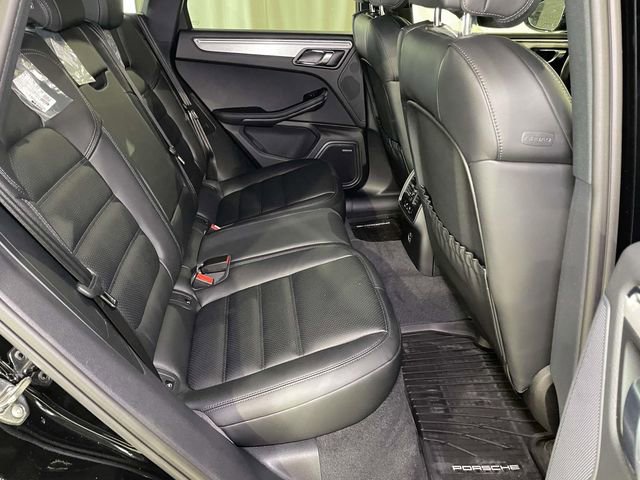 New 2026 Porsche Macan S image 22