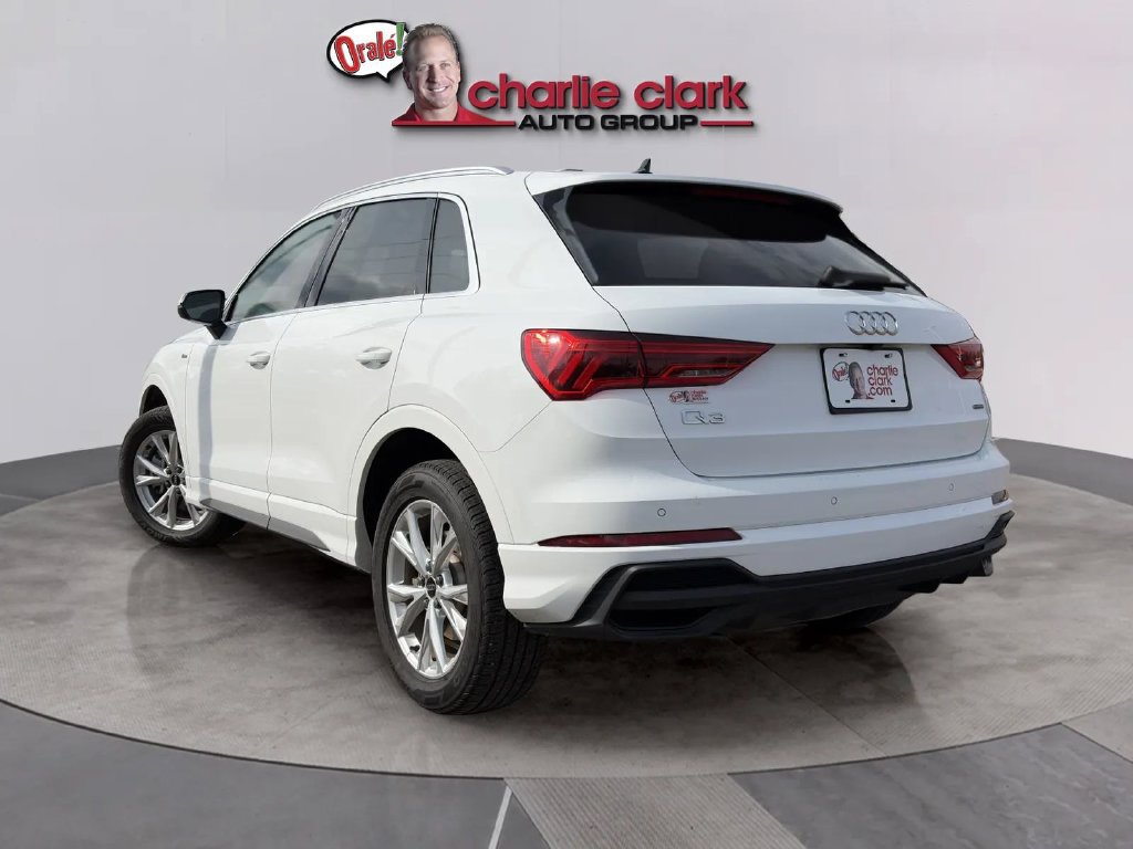 Used 2025 Audi Q3 2.0T Premium AWD/4WD image 2