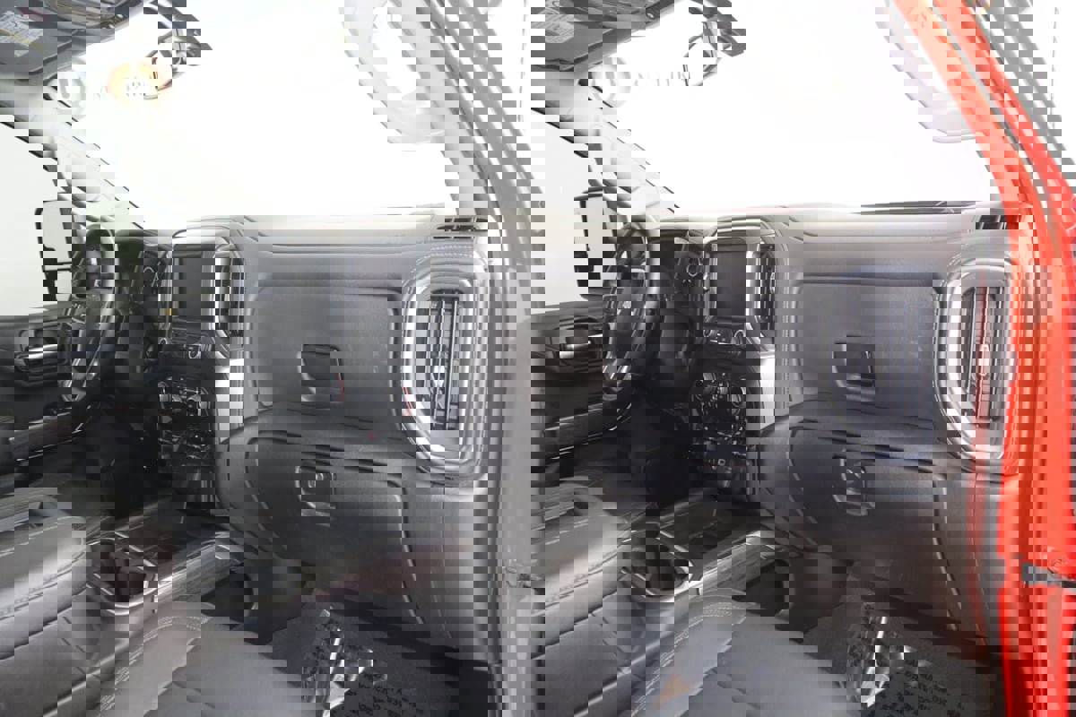 Used 2022 Chevrolet Silverado 2500 LTZ w/ LTZ Plus Package image 42