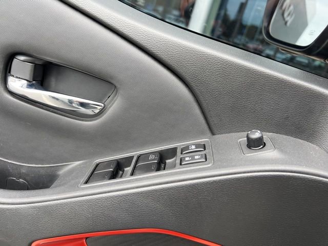 Used 2023 Nissan Frontier PRO-4X w/ Pro-4X Premium Package image 17