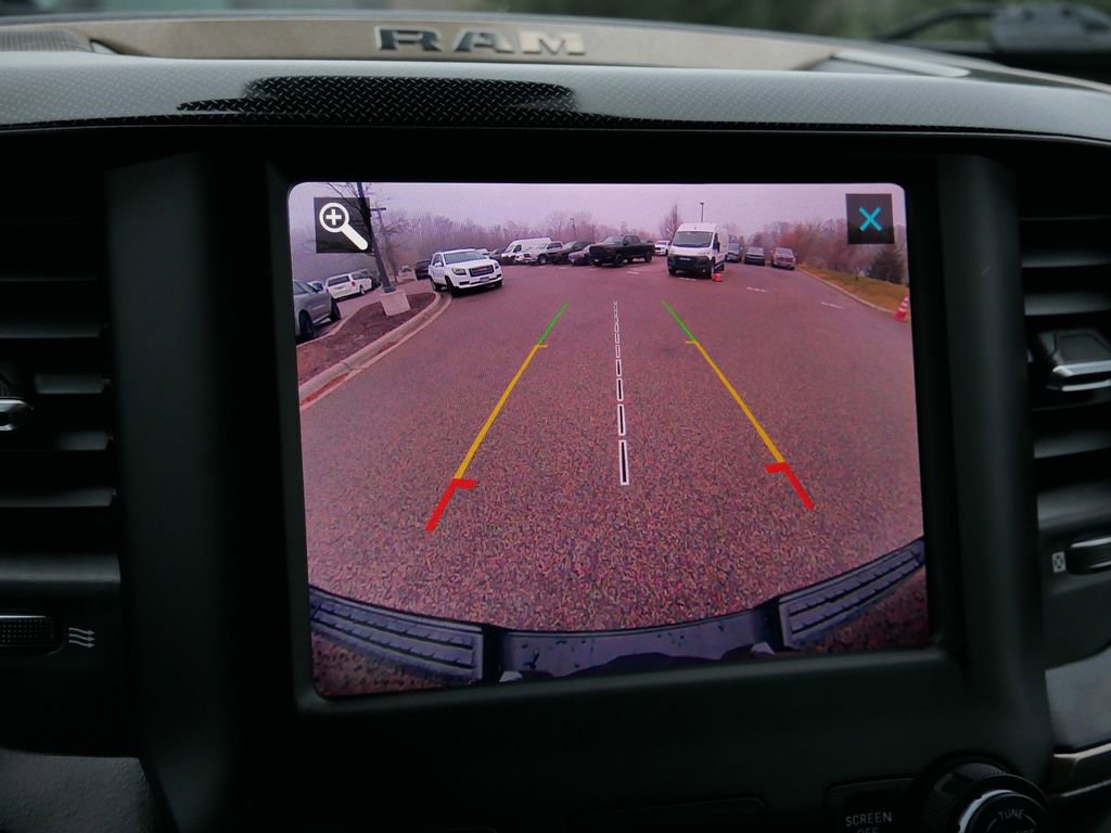 Used 2019 RAM 1500 Sport w/ Black Appearance Package image 27