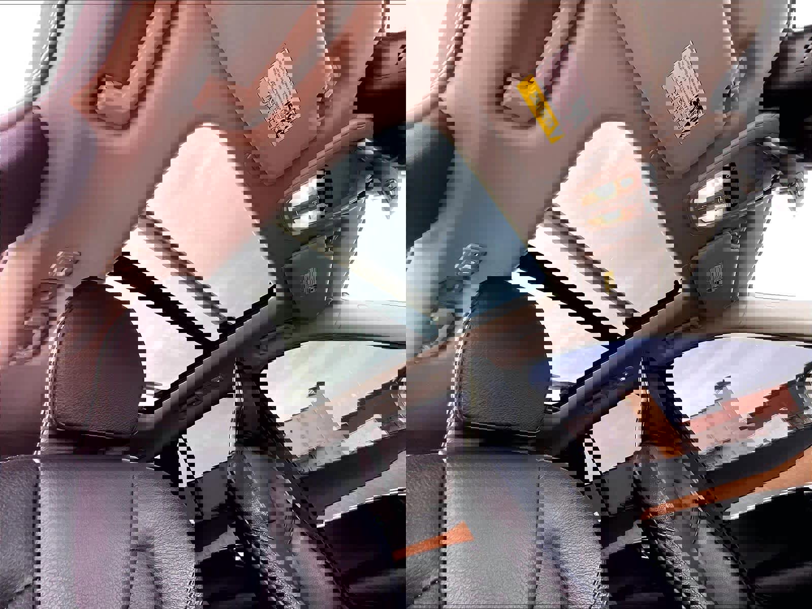 Used 2023 Volvo XC90 B6 Plus w/ Protection Package Premier image 25