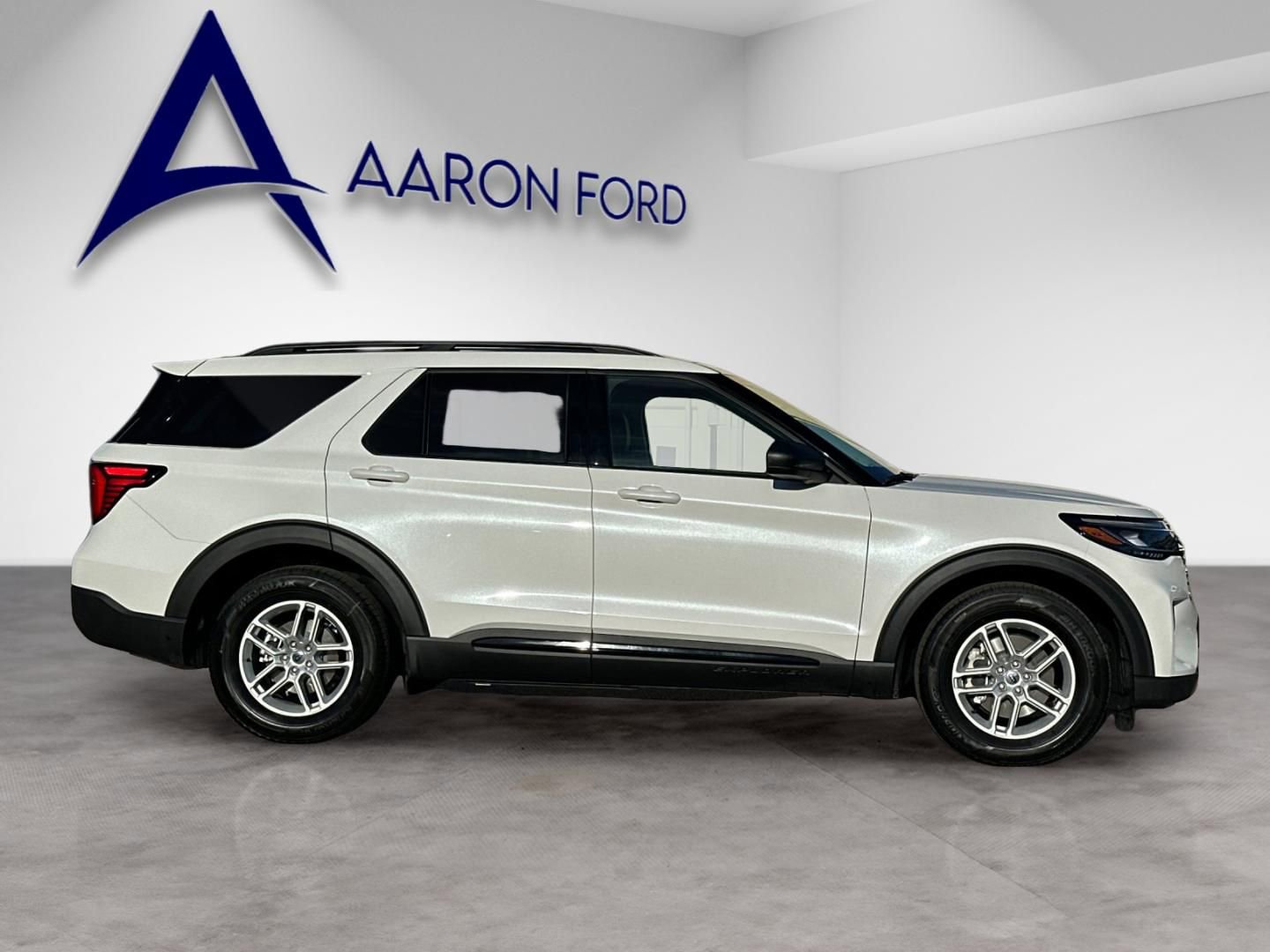 New 2026 Ford Explorer Active w/ Active Comfort Package image 7