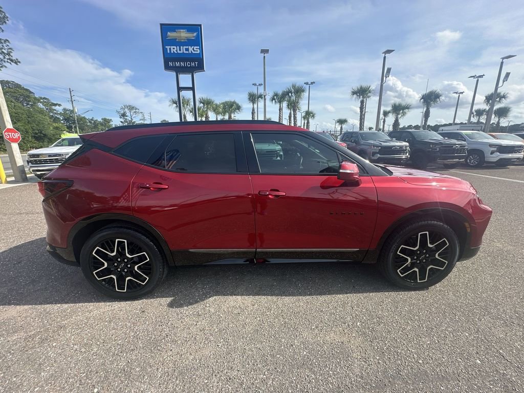 Used 2023 Chevrolet Blazer RS w/ Enhanced Convenience Package FWD image 17