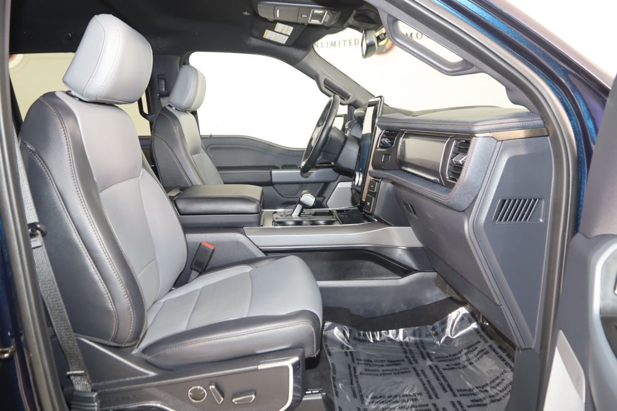 Used 2023 Ford F150 Lightning Lariat AWD/4WD image 13
