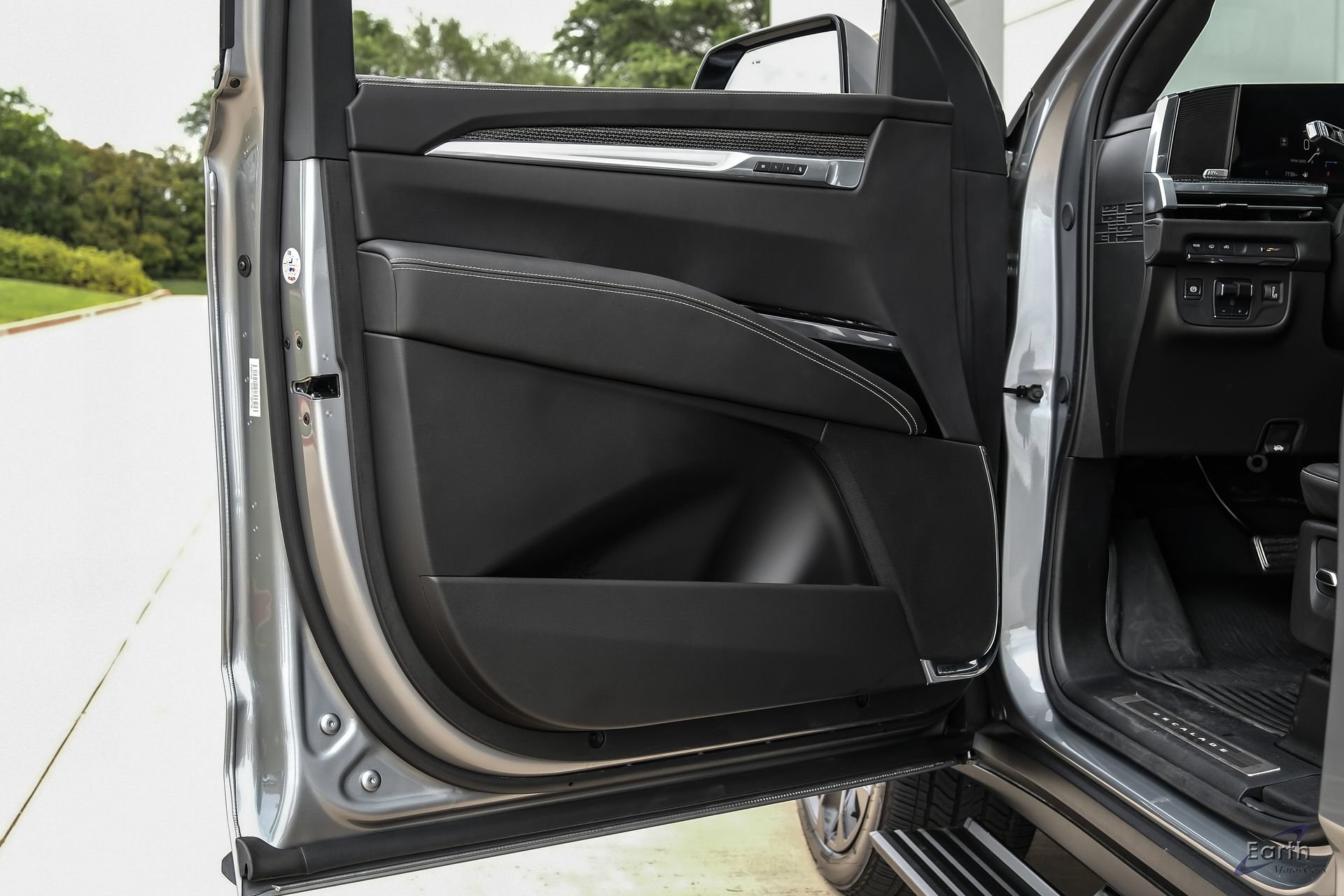 Used 2025 Cadillac Escalade V w/ LPO, Floor Liner Package AWD/4WD image 76
