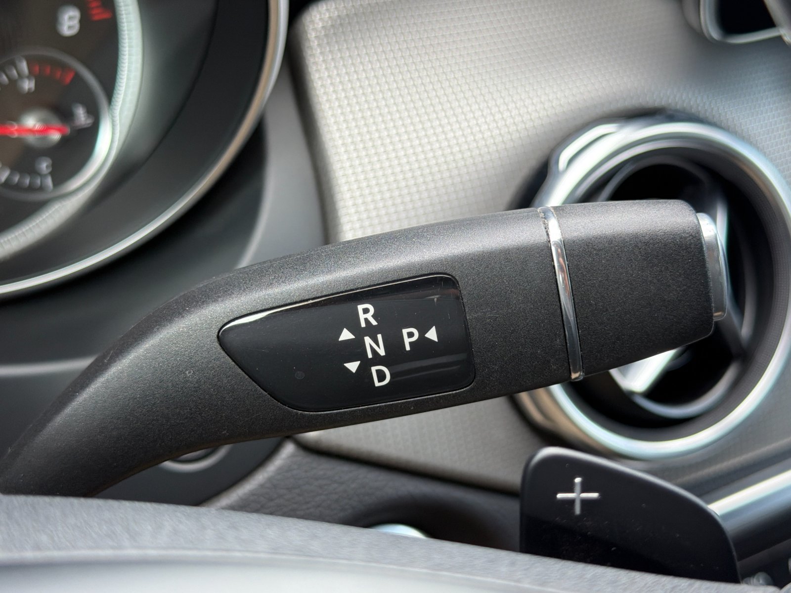 Certified 2020 Mercedes-Benz GLA 250 4MATIC image 20