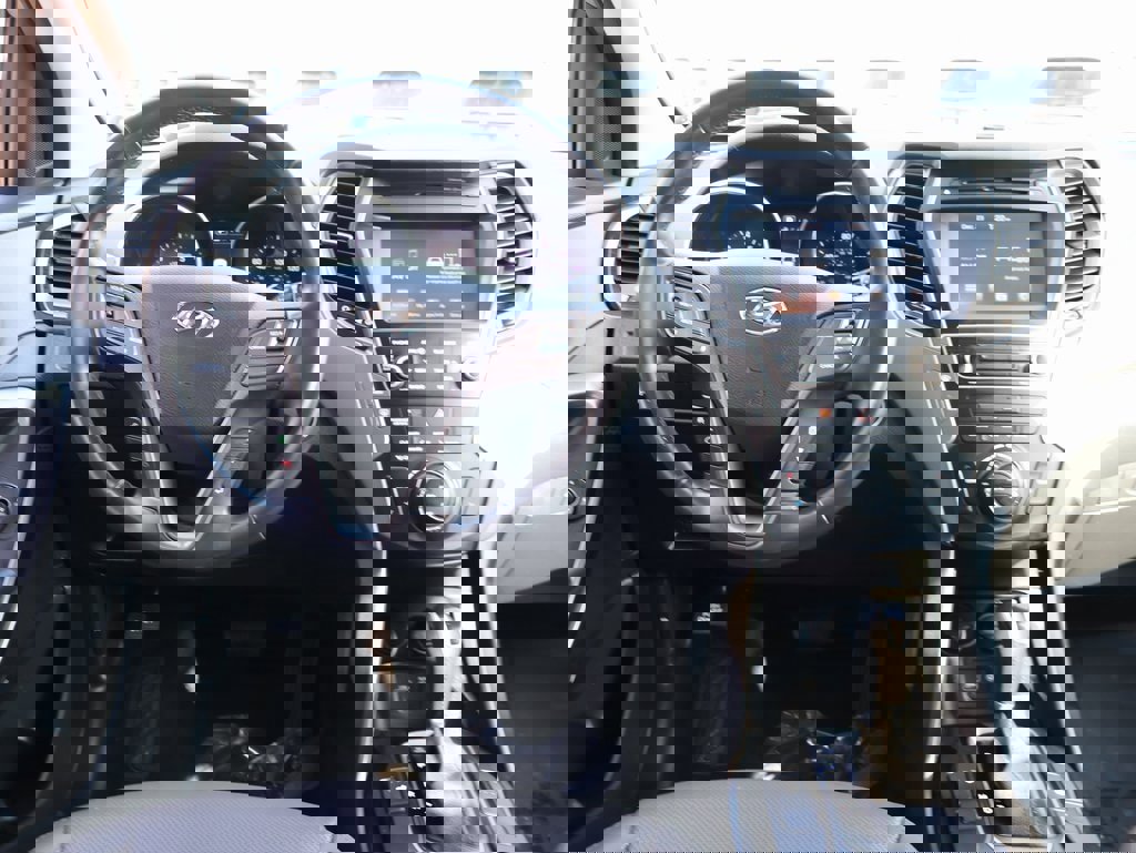 Used 2017 Hyundai Santa Fe Sport image 20