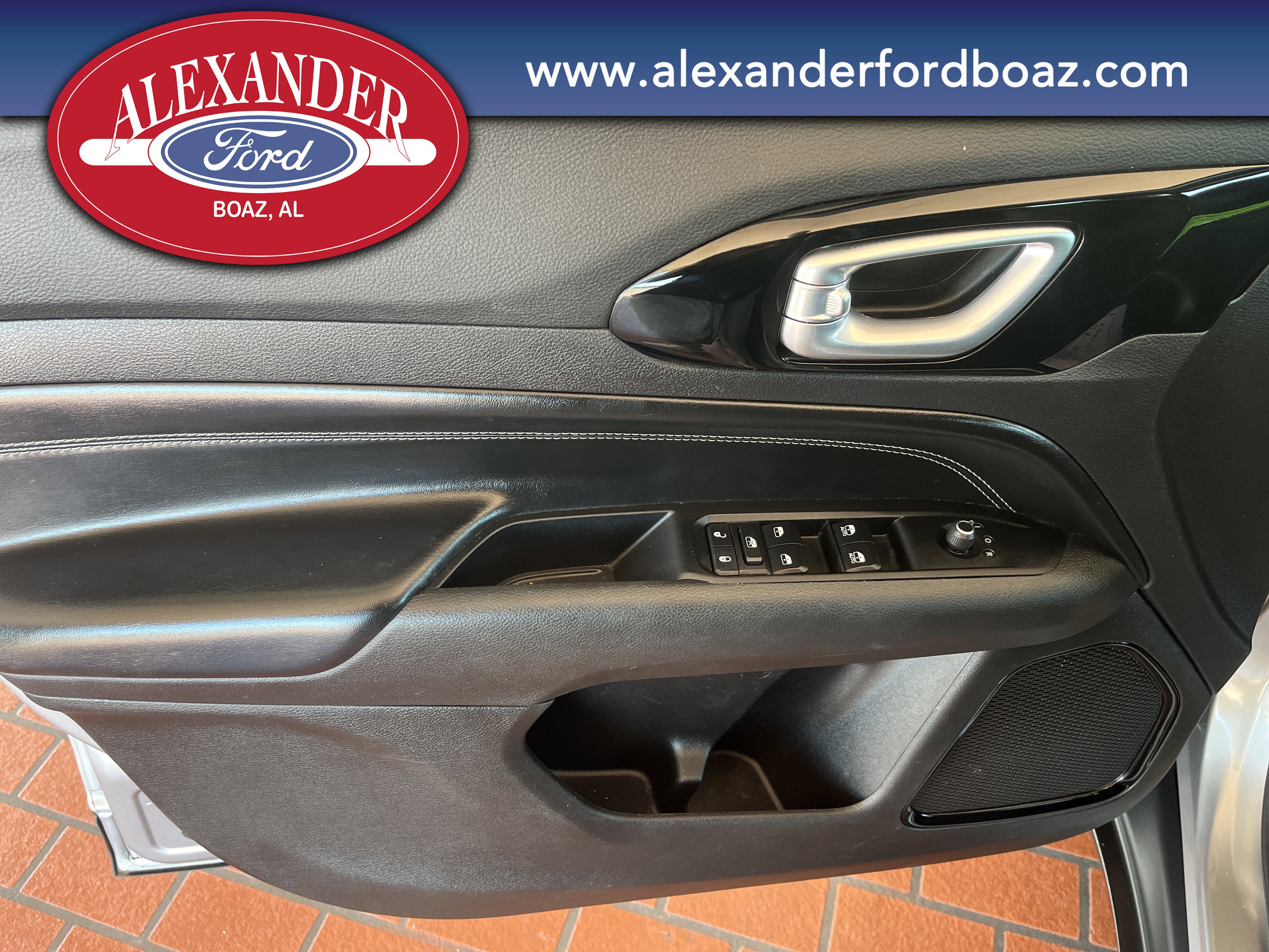 Used 2022 Jeep Compass Latitude image 8