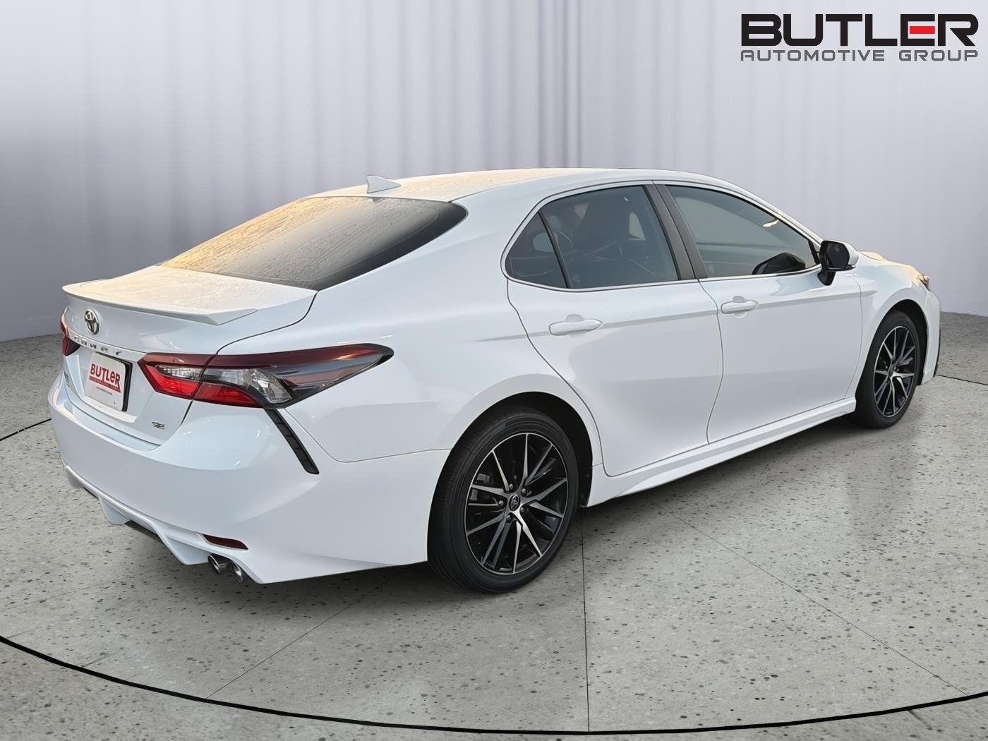 Certified 2024 Toyota Camry SE w/ Convenience Package FWD image 6