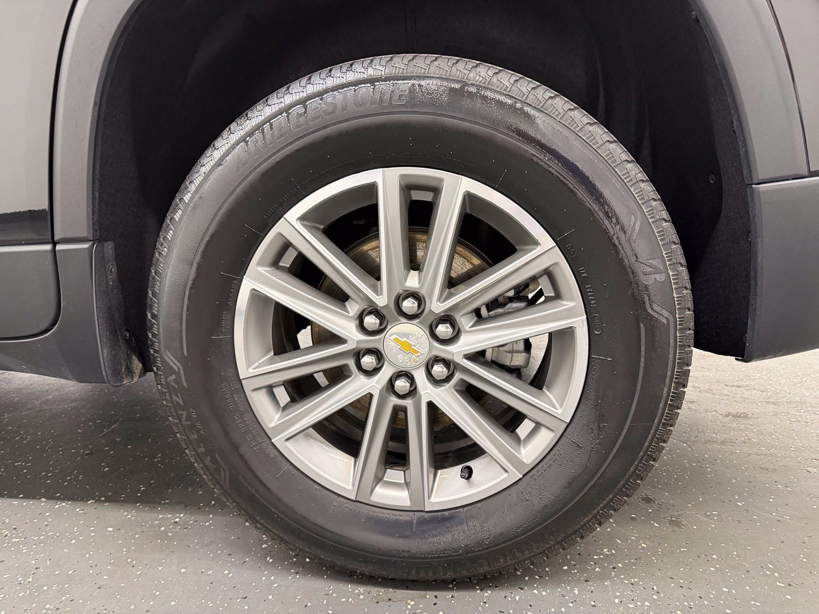 Used 2023 Chevrolet Traverse LT w/ LPO, Floor Liner Package AWD/4WD image 19