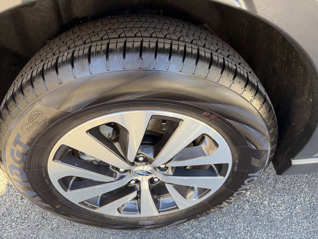 Used 2025 Subaru Outback Premium w/ Popular Package #1 image 10