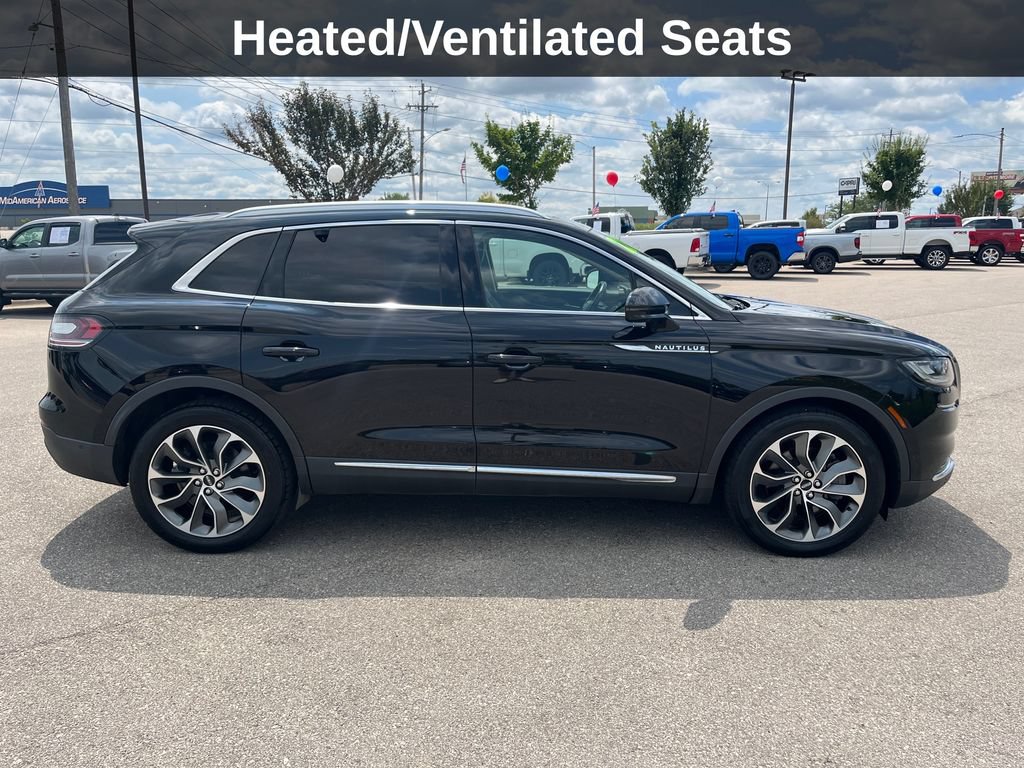 Used 2022 Lincoln Nautilus Reserve w/ Equipment Group 201A AWD/4WD image 8