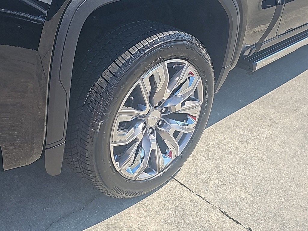 New 2025 GMC Sierra 1500 Denali w/ Denali Reserve Package image 8