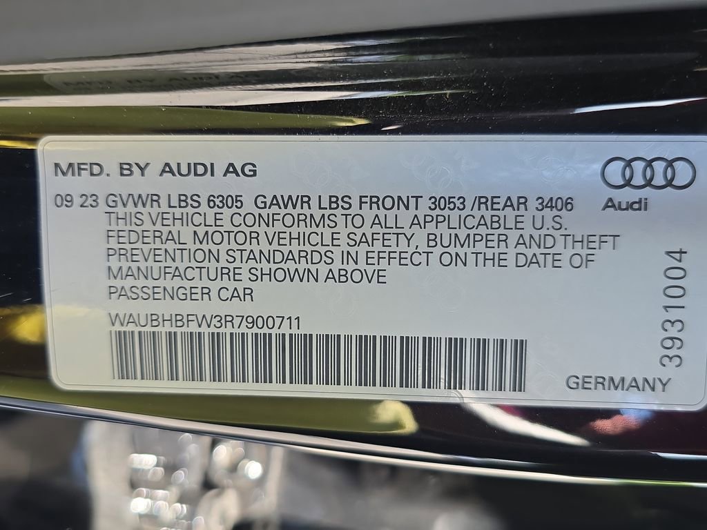 Used 2024 Audi RS e-tron GT w/ Carbon Performance Package image 34