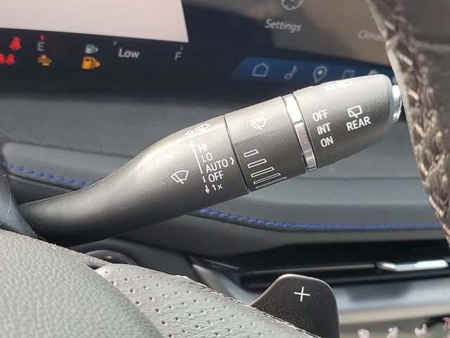 Certified 2024 Cadillac XT4 Sport AWD/4WD image 19
