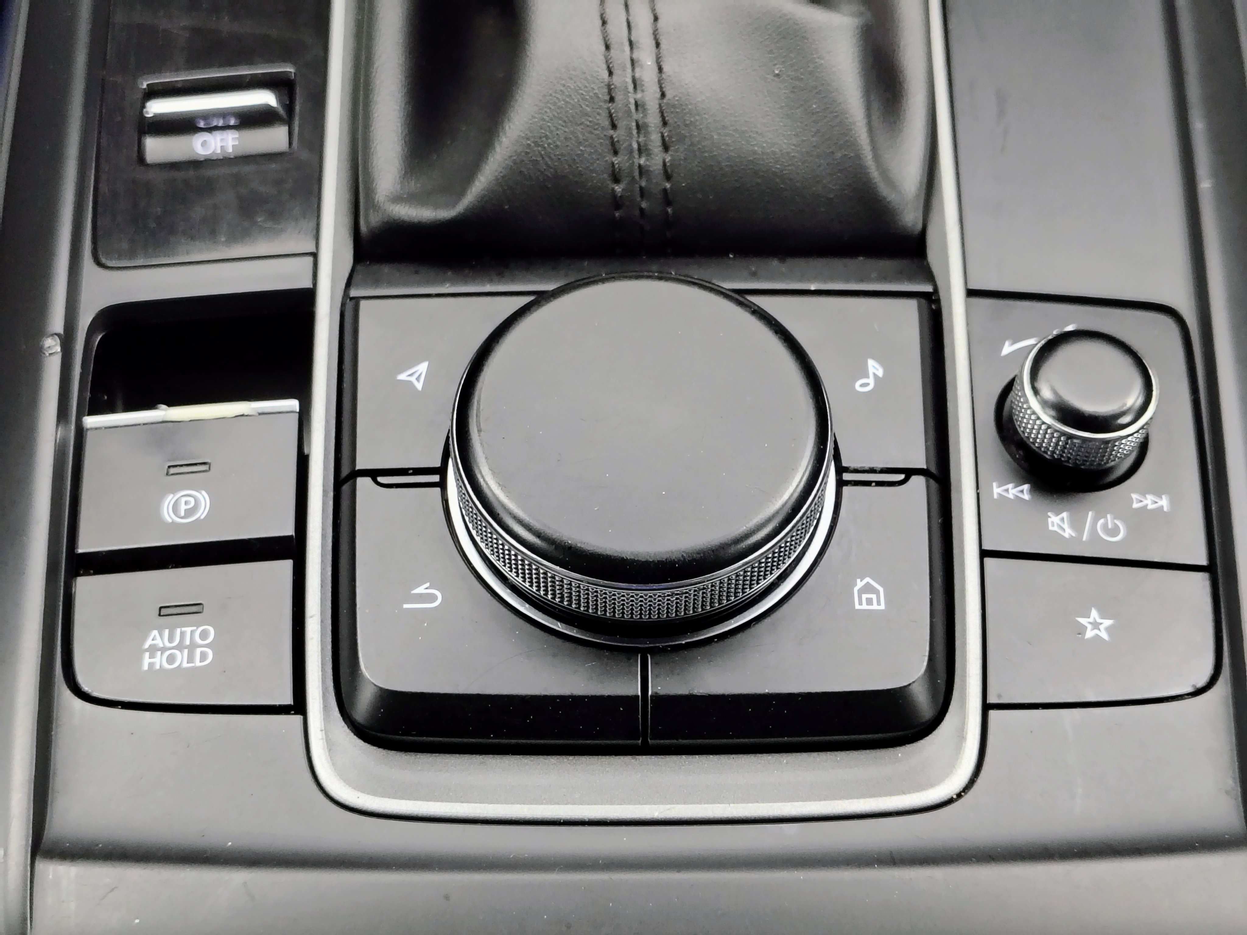 Used 2020 MAZDA CX-30 FWD w/ Select Package image 34