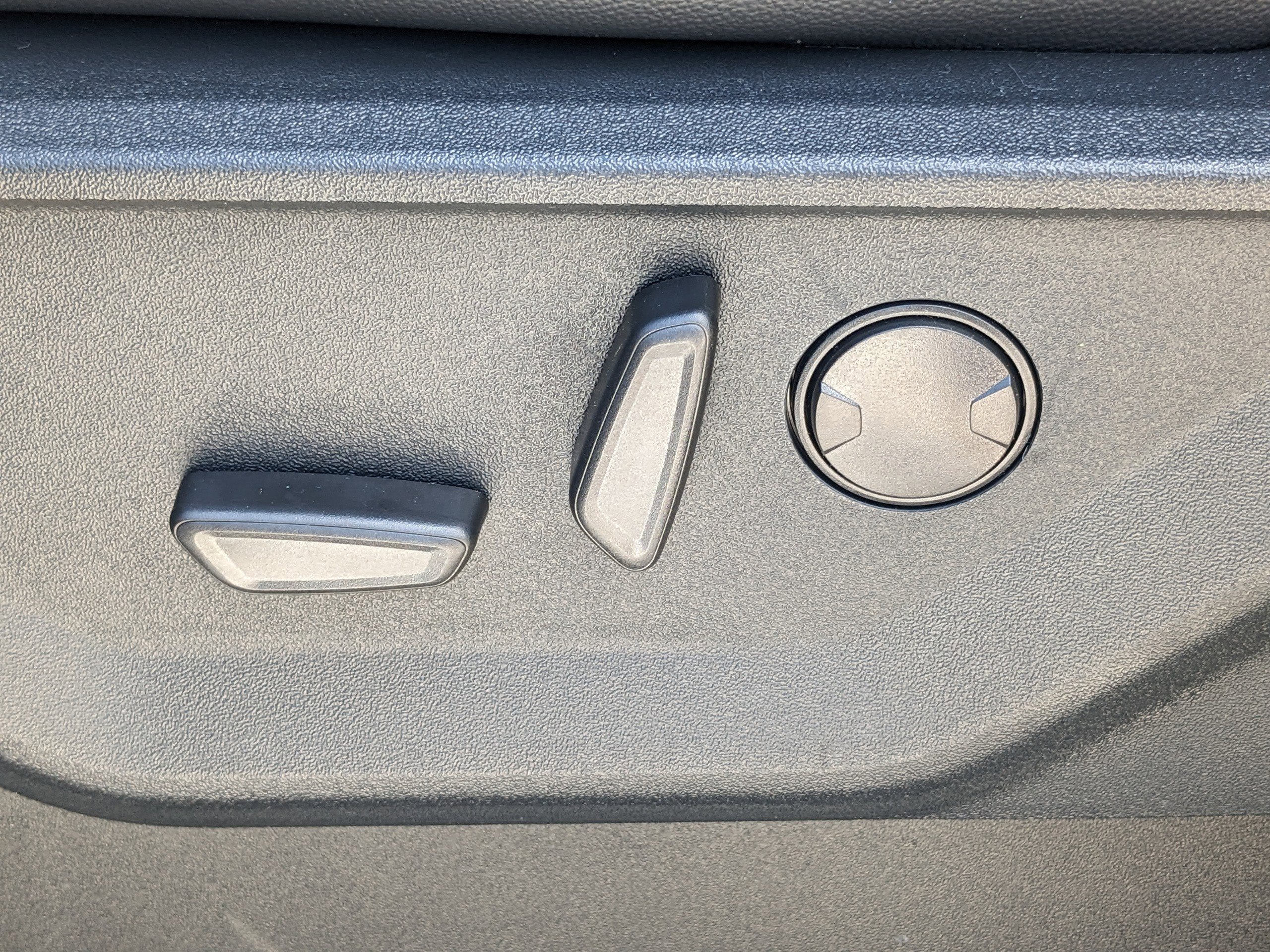 New 2025 Ford F250 Lariat w/ Lariat Ultimate Package image 19