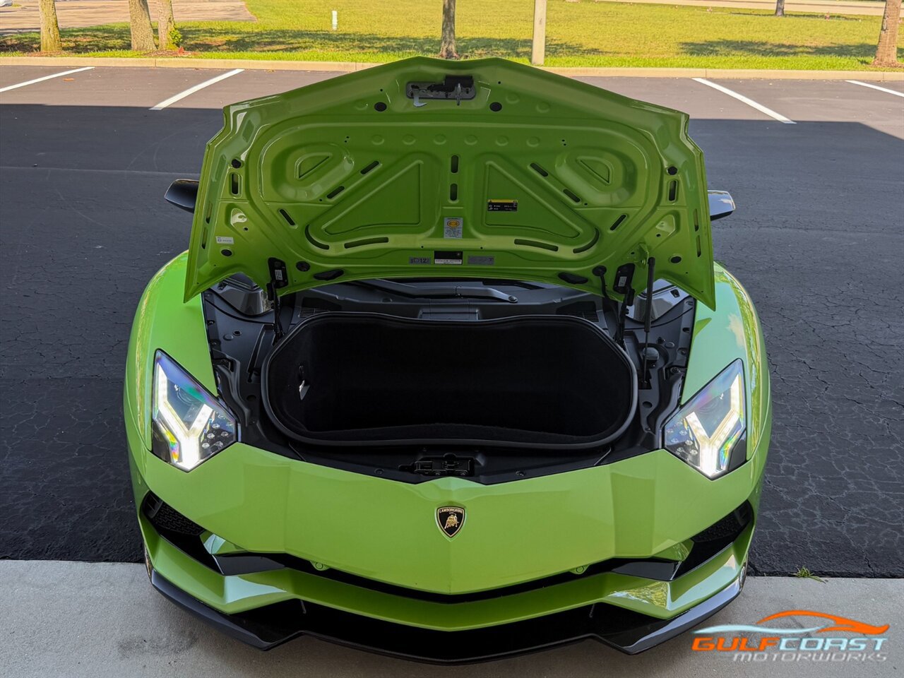 Used 2018 Lamborghini Aventador S AWD/4WD image 35