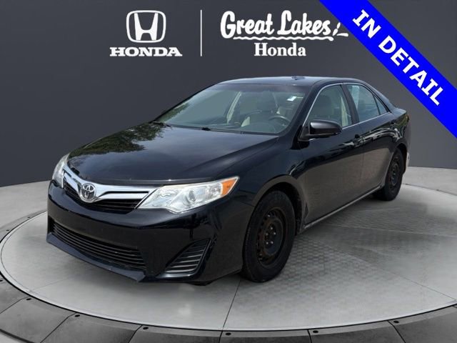 Used 2012 Toyota Camry LE FWD image 2