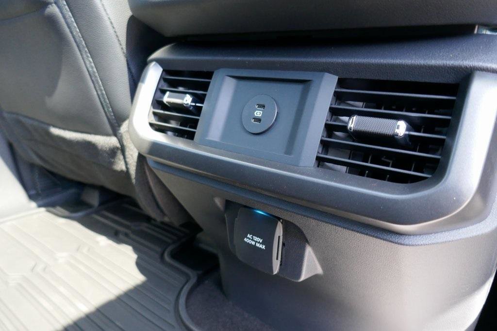 New 2025 Ford F150 Lariat w/ Equipment Group 501A Mid image 16