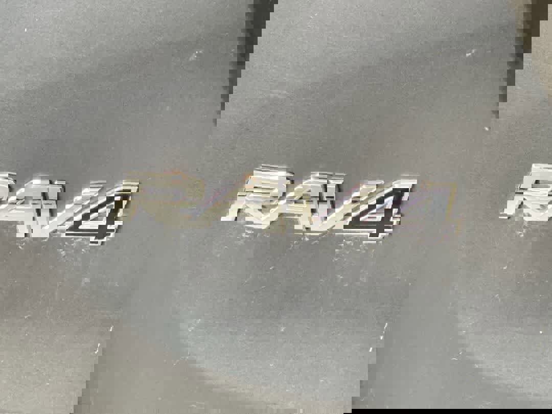 Used 2015 Toyota RAV4 XLE image 11