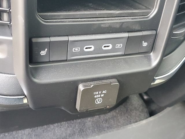 New 2026 RAM 1500 Laramie w/ Night Edition AWD/4WD image 11