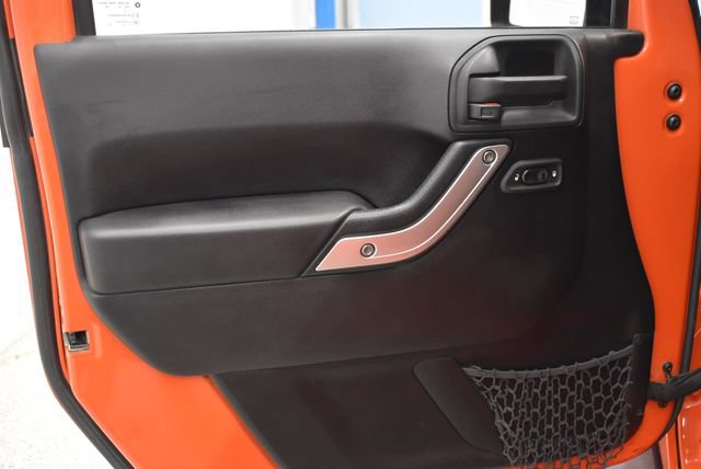 Used 2015 Jeep Wrangler Sahara AWD/4WD image 20