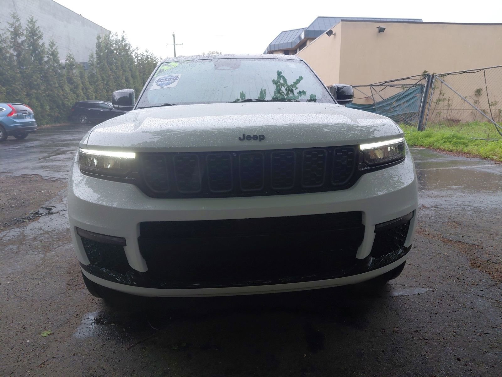 Used 2023 Jeep Grand Cherokee L Summit AWD/4WD image 39