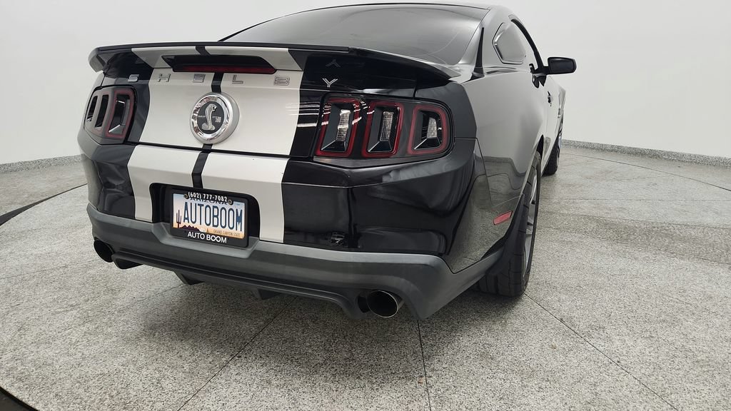 Used 2010 Ford Mustang Shelby GT500 RWD image 18
