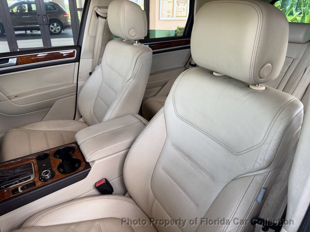 Used 2012 Volkswagen Touareg VR6 AWD/4WD image 34
