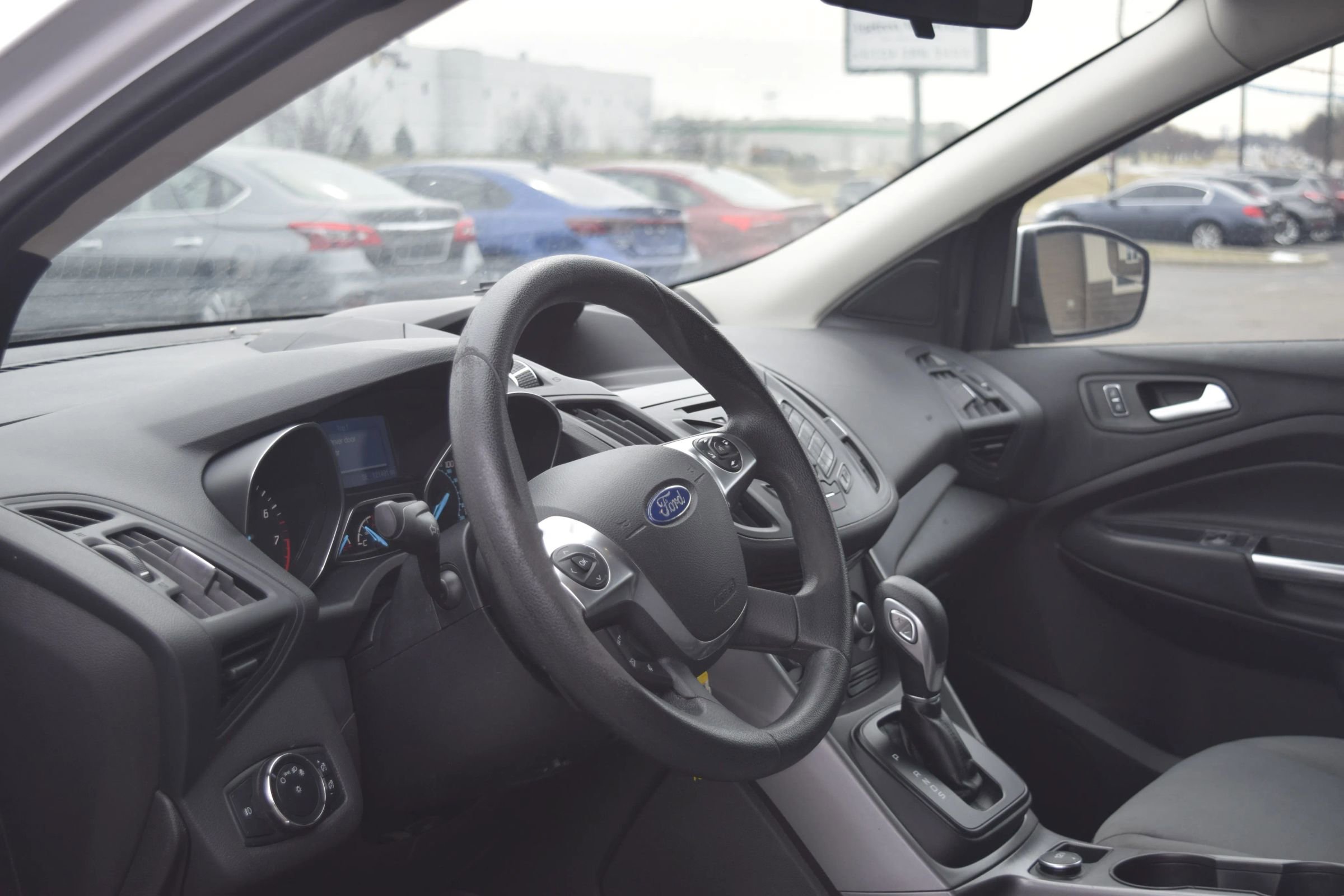 Used 2015 Ford Escape SE image 5