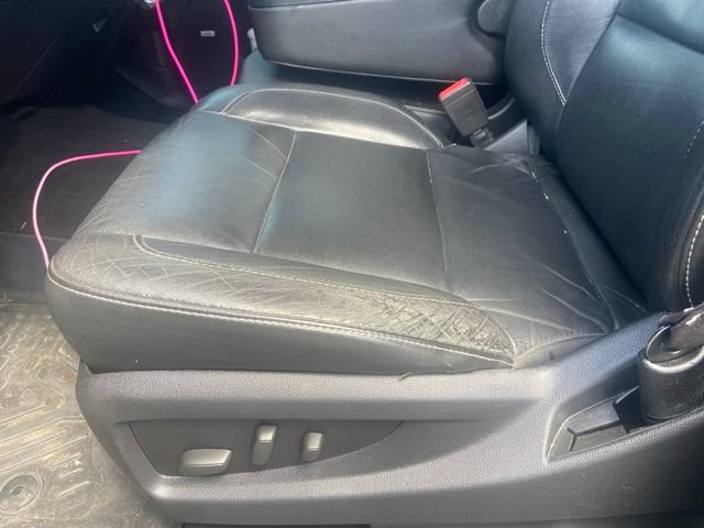 Used 2016 Chevrolet Silverado 1500 LT w/ LT Convenience Package AWD/4WD image 8