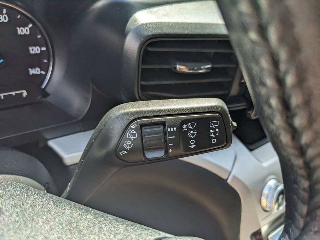 Used 2024 Ford Explorer XLT image 33