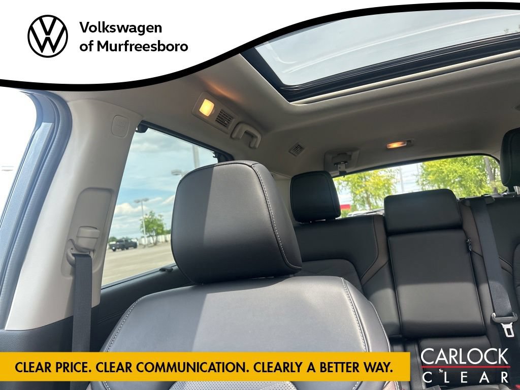 Used 2024 Nissan Pathfinder Platinum w/ Cargo Package AWD/4WD image 23
