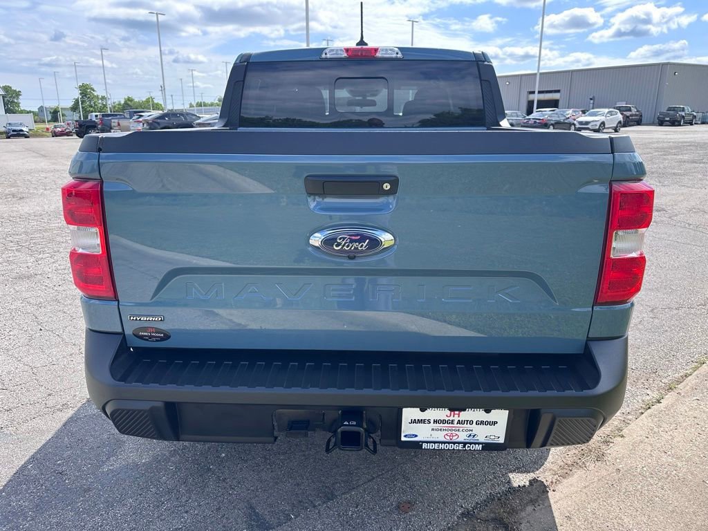 Used 2023 Ford Maverick Lariat FWD image 6