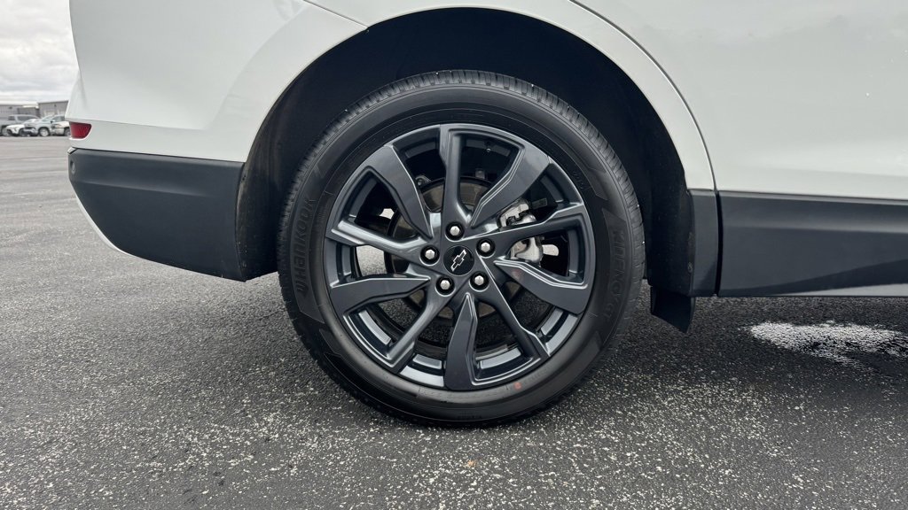 Used 2024 Chevrolet Equinox RS image 31